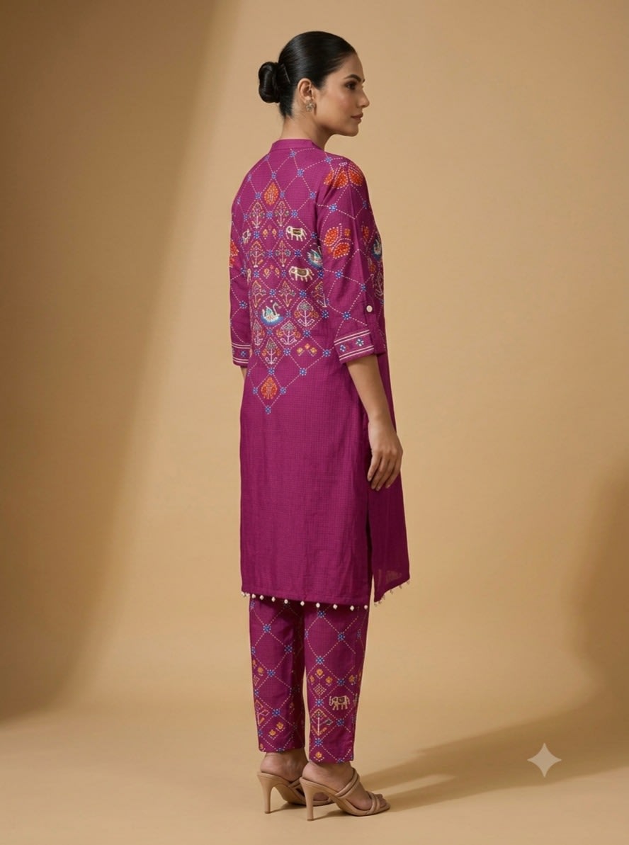 Fuchsia Mosaic Embroidered Set view 3