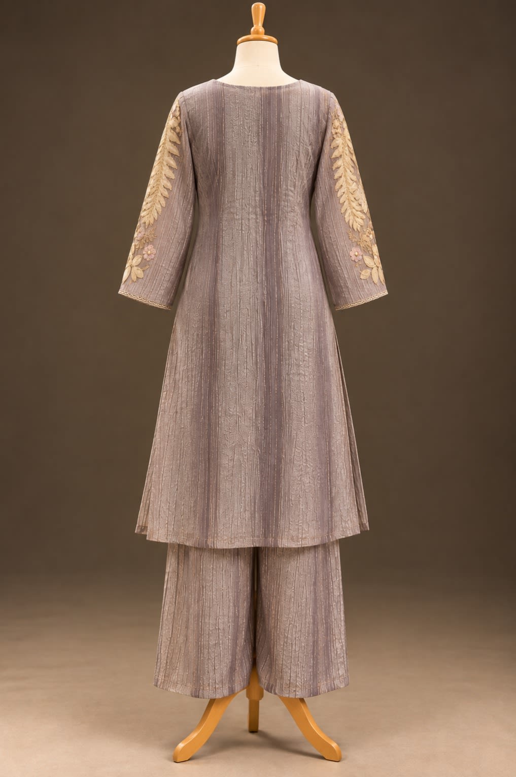 Lavender Botanical Threadwork Co-ord Set view 4