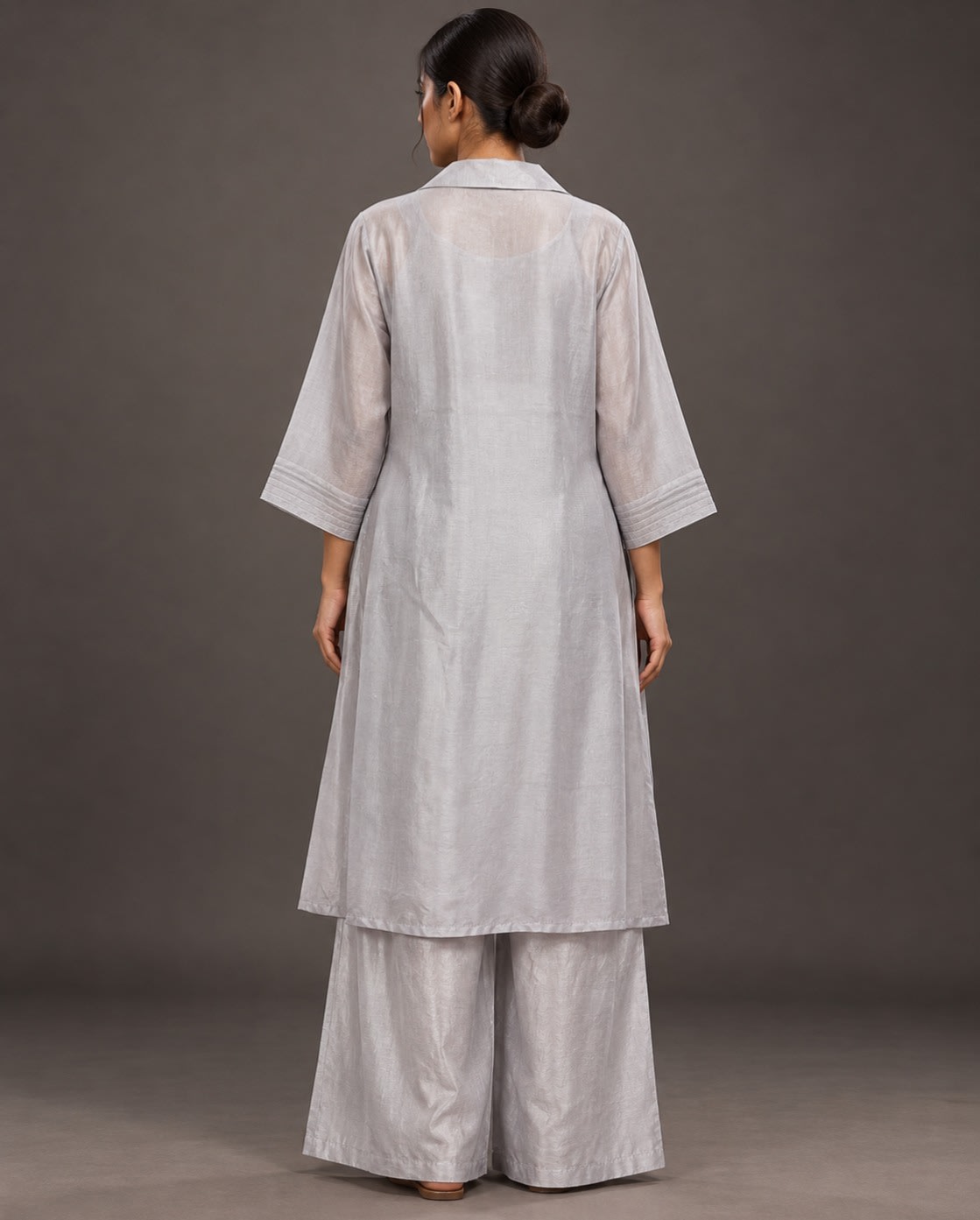 Silver Bloom Longline Co-ord Set view 4