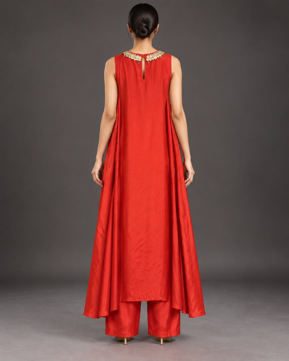 Vermilion Draped Longline Set view 5