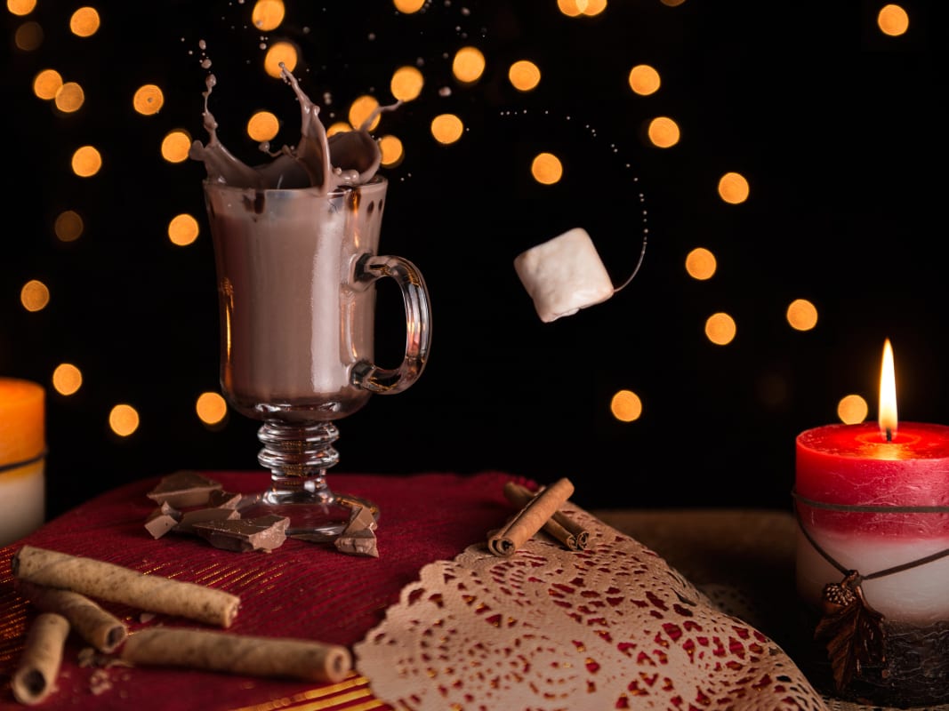 Hot Chocolate Splash Marshmallow Candlelight Winter Drink
