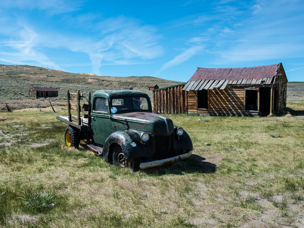 Vintage Truck Abandoned Buildings Ghost Town Western Landscape