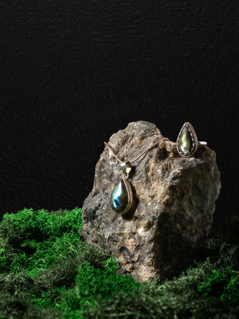 Ornamentumlabradorite