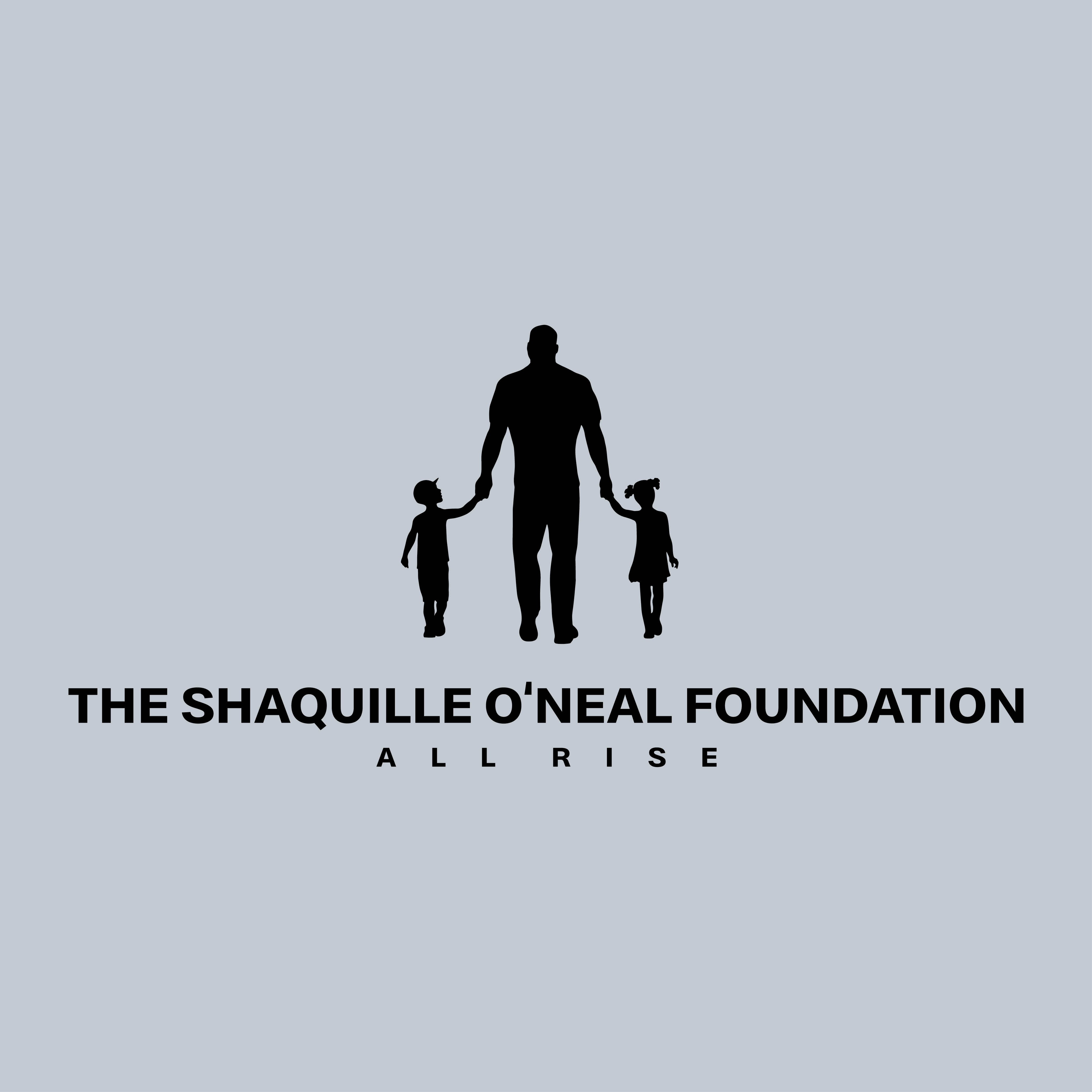 Shaq Gives Back 
