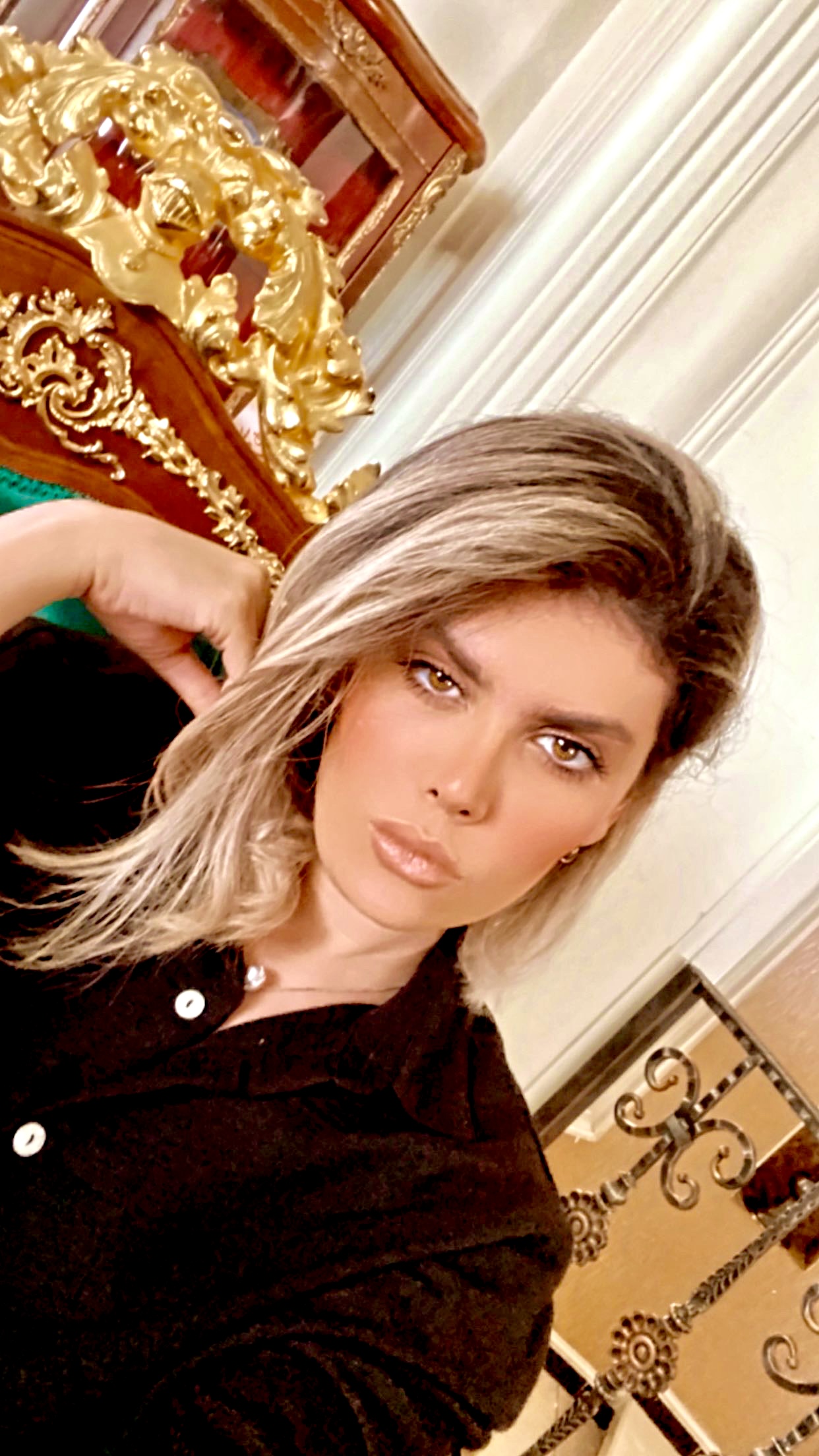 Mina zal