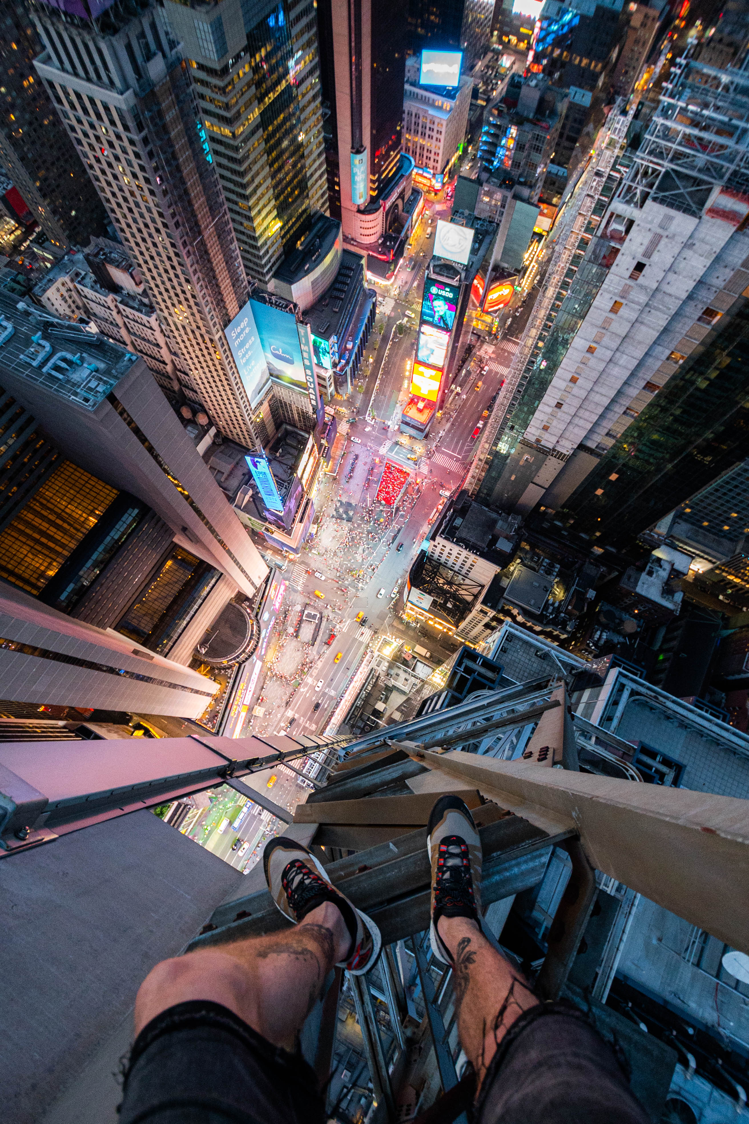 Nike's on my feet | NYC #16/27