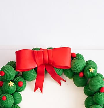 Truffles and Cake pops Wreath view 2