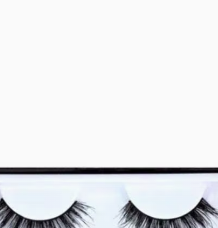 Huda Beauty Synthetic False Eyelashes (7 Samantha) view 2