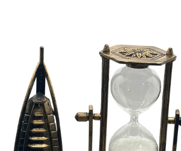 Burj Al Arab masterpiece and hourglass view 2