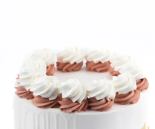 Faultline Kintsugi Cake view 2