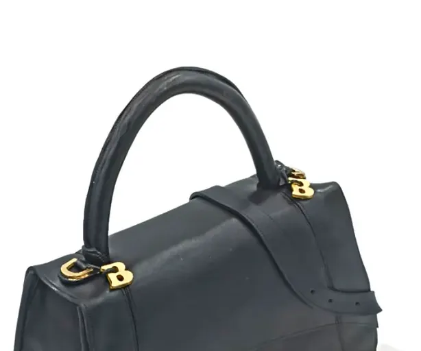 Balenciaga Hourglass Tote Bag Cake view 2