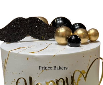 Moustache Cake view 2