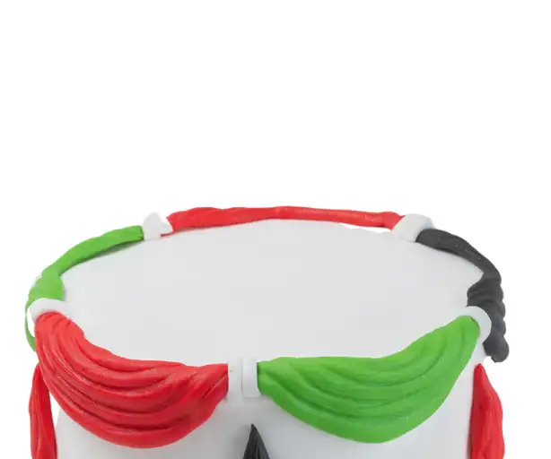 Elegant Emirati Themed Cake view 2