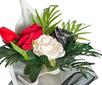 Bouquet in flag colors view 2