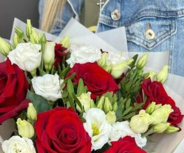 Red Roses and White Eustoma Flowers Bouquet view 4
