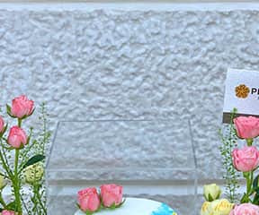 Flower And Cake Arrangement view 4