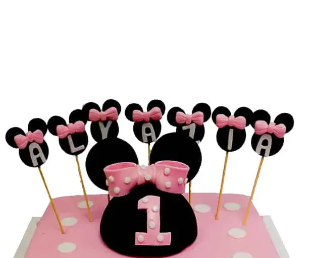 Minnie Mouse Pink Cake view 2