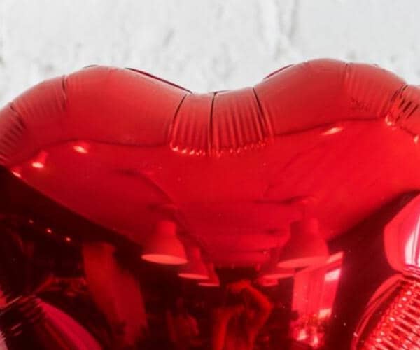 Red Heart shaped Helium Foil Balloon -5200 view 2