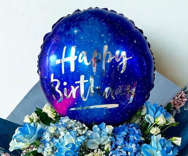 👑💙🎂 Mister Royal! Blue Roses, White Roses a Birthday Balloon for a King! MensGifts BirthdayGoals view 4