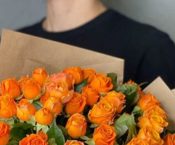 25 Orange Spray Roses-1835 view 2