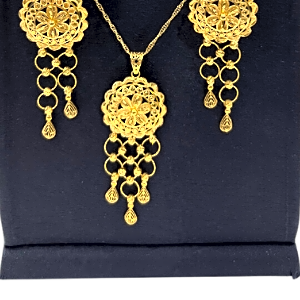 Gold Set 17 view 3