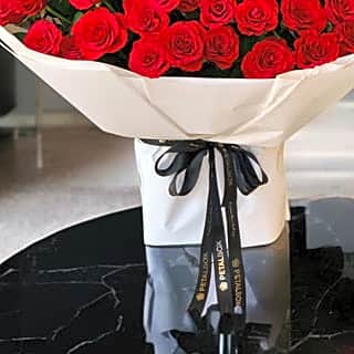 Blooming Roses Bouquet 11 view 3