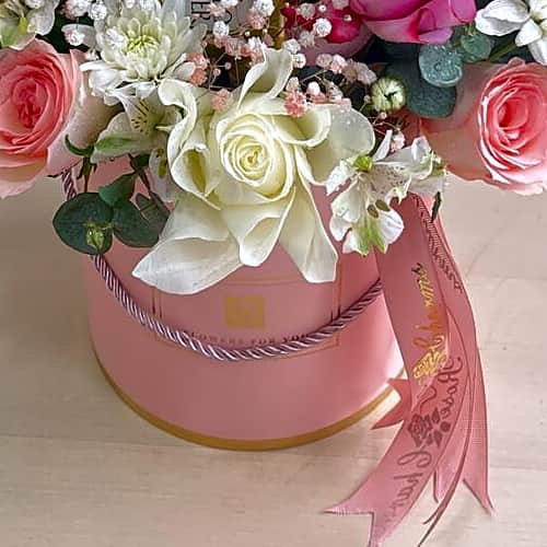 "Moonlight Blossom Box | Crescent Rose Chrysanthemum Design with Ferrero Chocolates – Birthday Gift" view 5