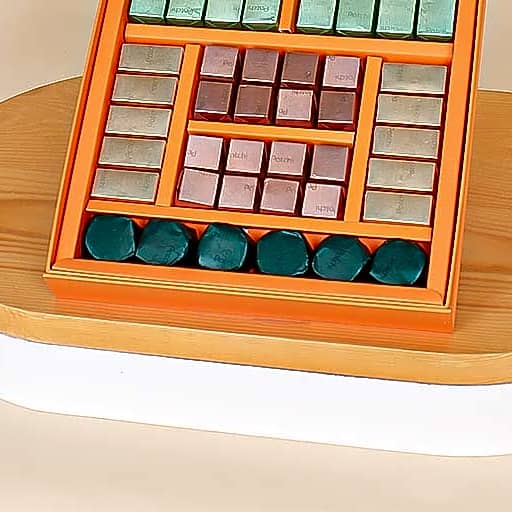 Patchi Box of 40 Pieces, Les Choco Caramels view 3