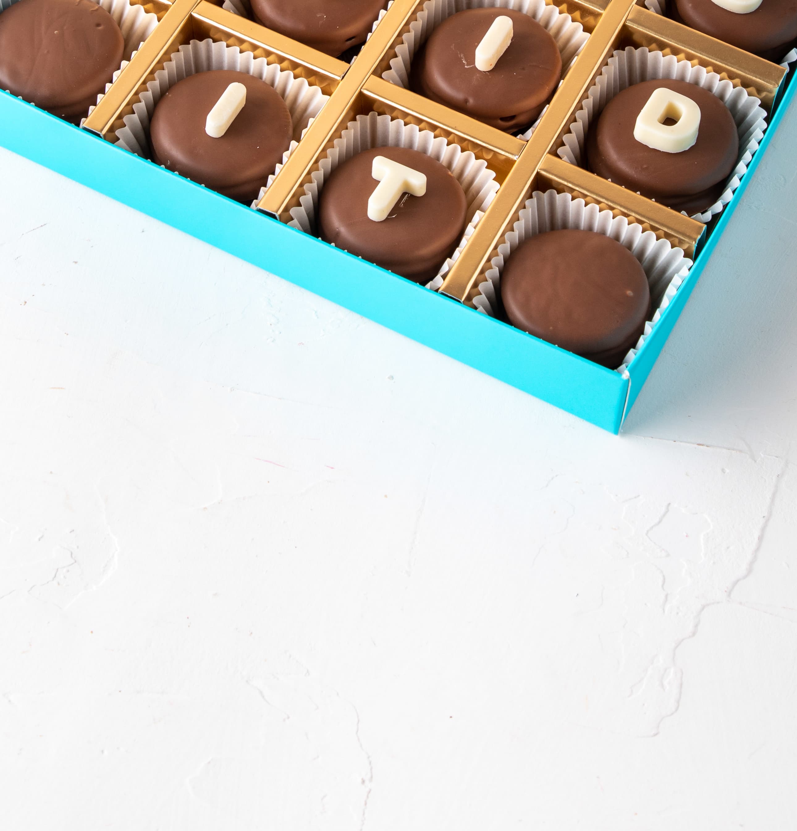 Graduation Chocolate Oreos by NJD view 3