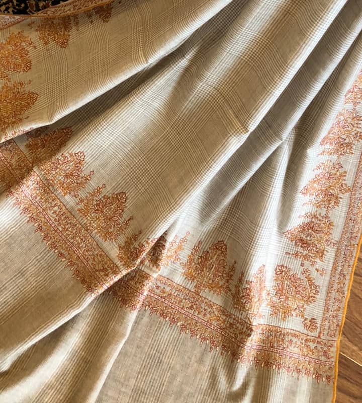 Natoos Shawl2 view 5