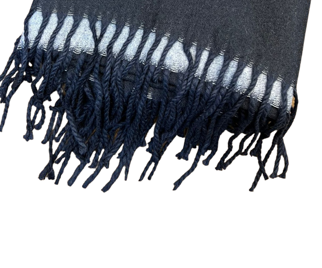 Natoos Shawl5 view 3