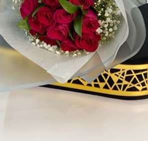 Love rose bouquet view 3