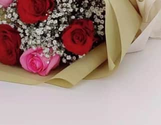 Mix rose bouquet with gypsum seeds. view 3