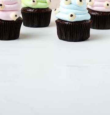 Monster's Eye on Cupcakes view 3
