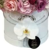 Mix Purple and Pink Flowers In a Box view 3