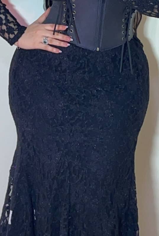 French dress view 3
