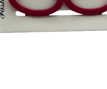 With hair clips5 view 3