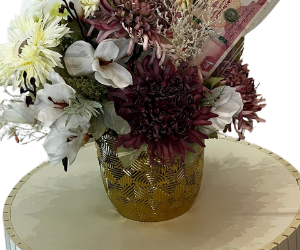the luxurious vase with awsome flowers view 3