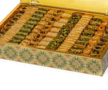Wooden box Mix Sweets 2kg view 3