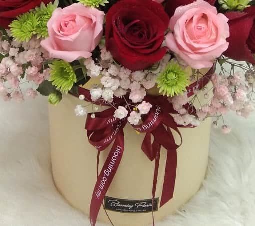 BA009 Mix Roses Box Arrangement view 3
