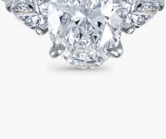 1 Oval Cut Lab Grown Diamond view 3