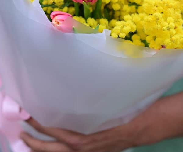 Mimosa Tulip Bouquet -6081 view 3