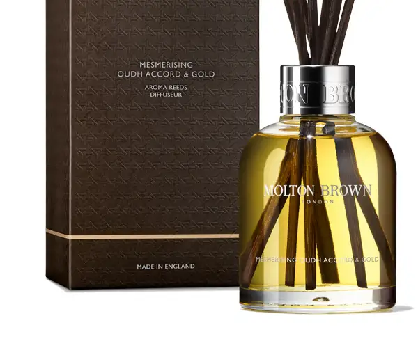 Mesmerising Oudh Accord & Gold Aroma Reeds بحجم ١٥٠ مل view 3