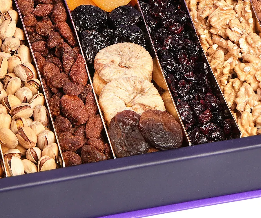 ASSORTED DRIED FRUIT AND NUTS GIFT BOX view 3