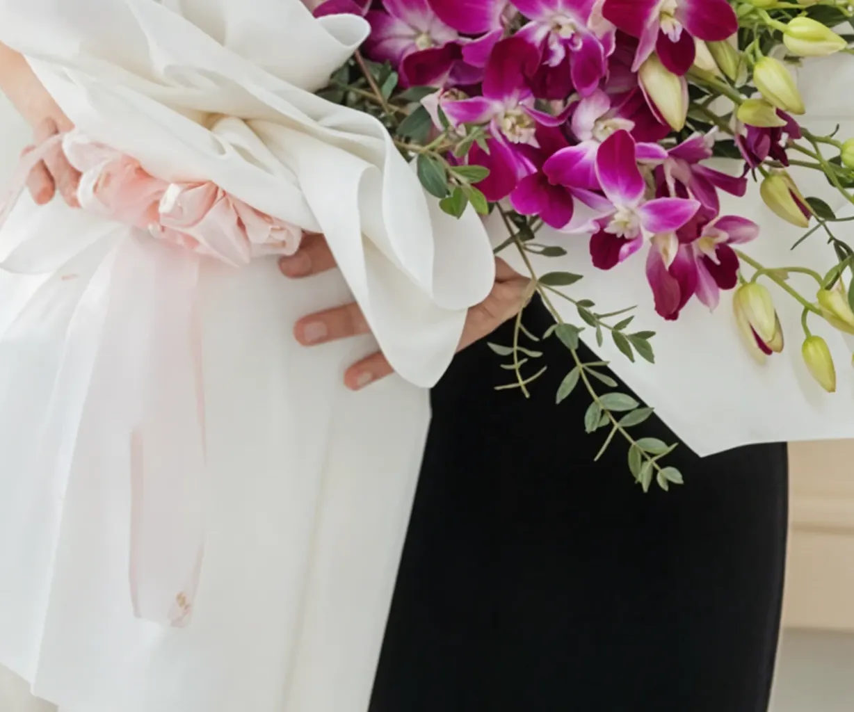 40 Purple Orchids Bouquet view 3