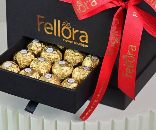 Red Rose And Ferrero Chocolate Box-3802 view 3