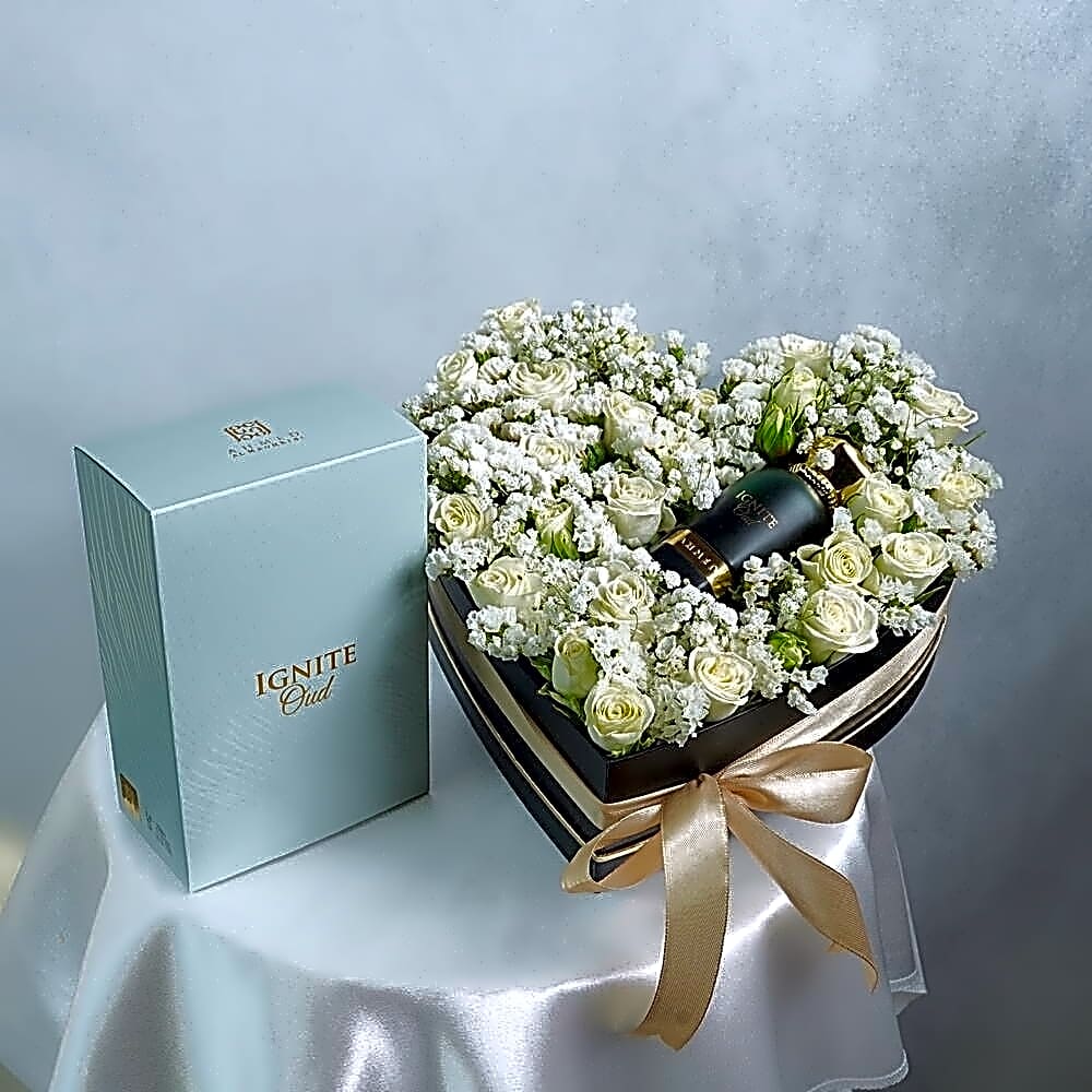 Ahmed Al Maghribi Ignite Oud Classic Flowers Heart box 7158 view 1