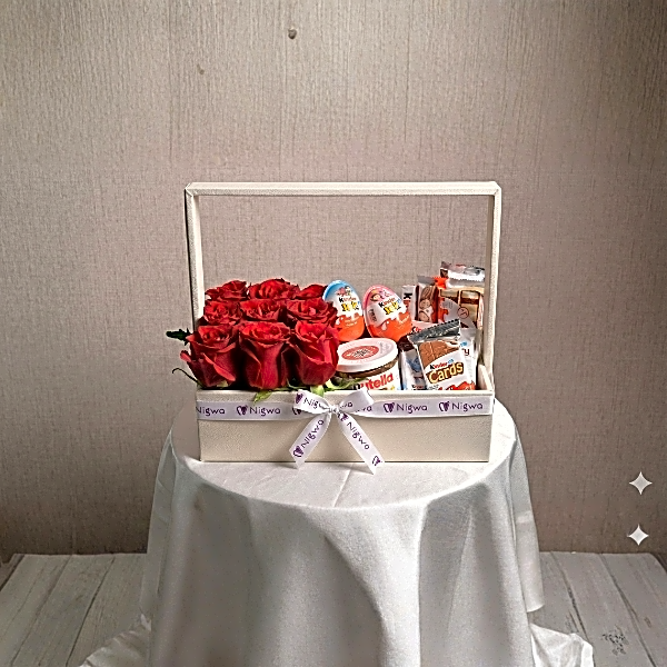 Kinder Joy Hamper 6095 view 1