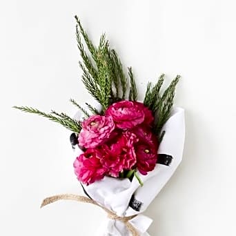 Rose flower bouquet view 1