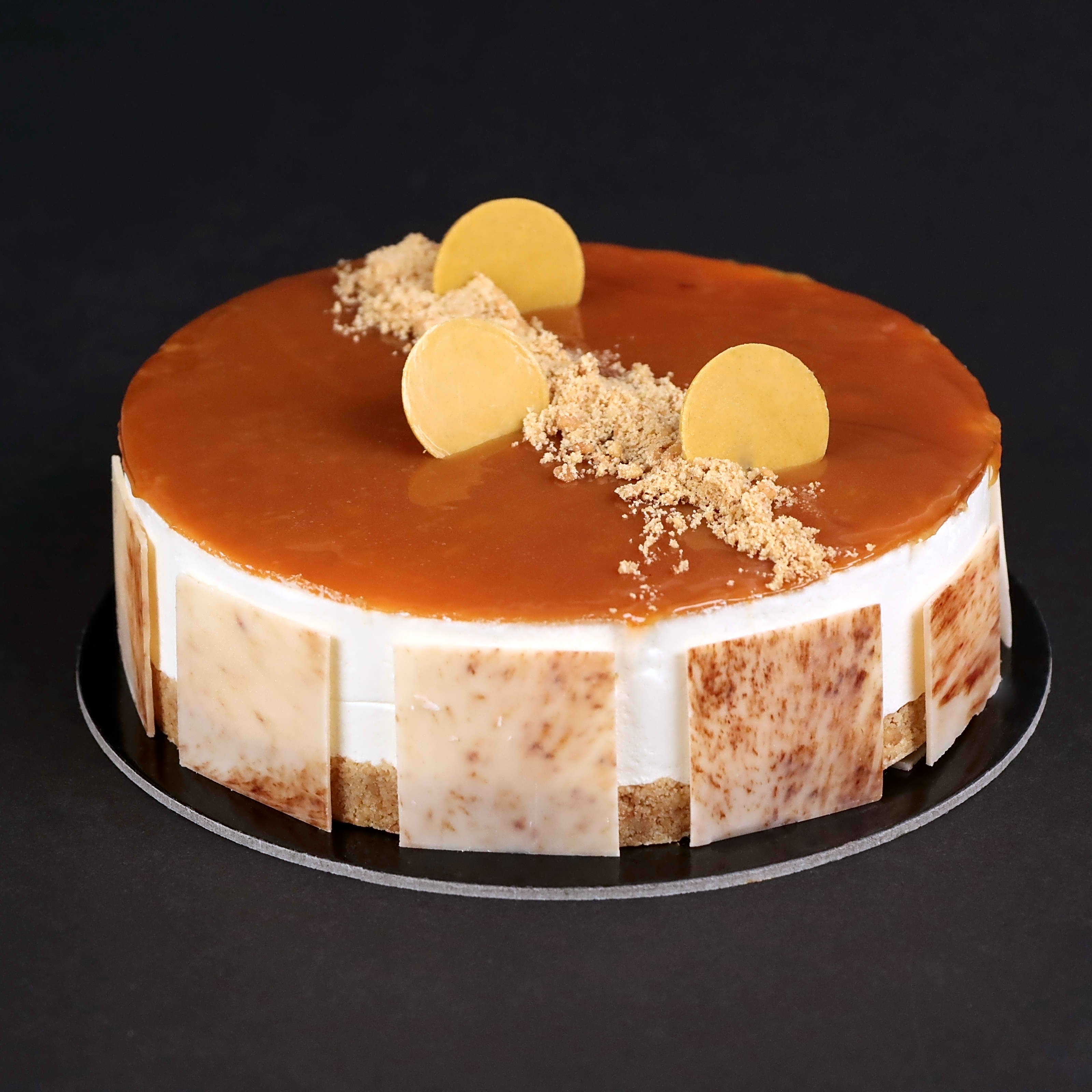 Caramel cheesecake view 1